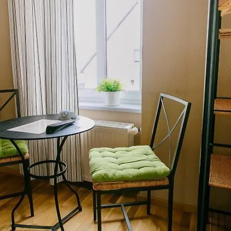 لاندوتيل إيربورت-ان فندق