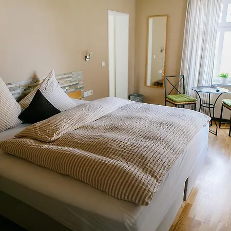 Airport-inn Hotel 3*