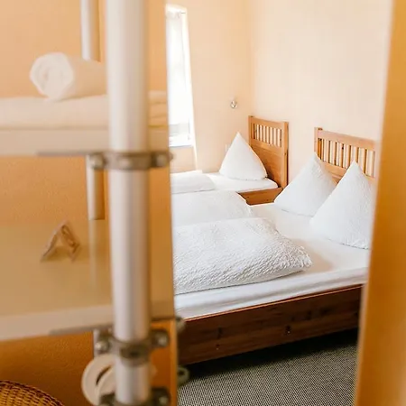 Airport-inn 3*