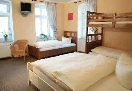 מלון Airport-inn 3*
